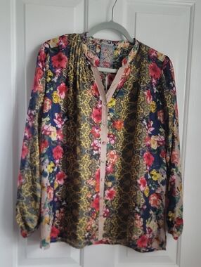 Johnny Was Navy Floral Button Top with Pink and Yellow Blooms 100% Silk Small S